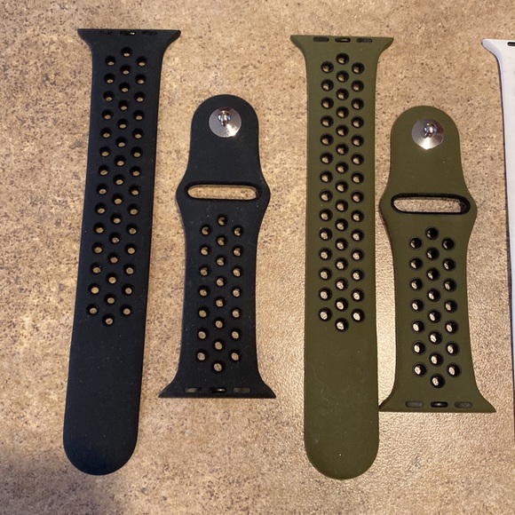 4 watch bands that fit Apple Watch size 42/44 - Picture 3 of 3